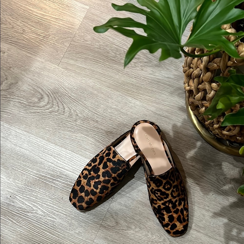 Stuart Weitzman Brown Leopard Print Flats